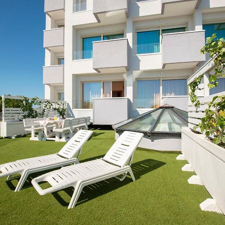 ميسانو ادرياتيكو Hotel Residence Imperial المظهر الخارجي الصورة