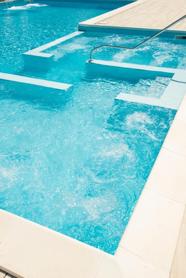 ميسانو ادرياتيكو Hotel Residence Imperial المظهر الخارجي الصورة
